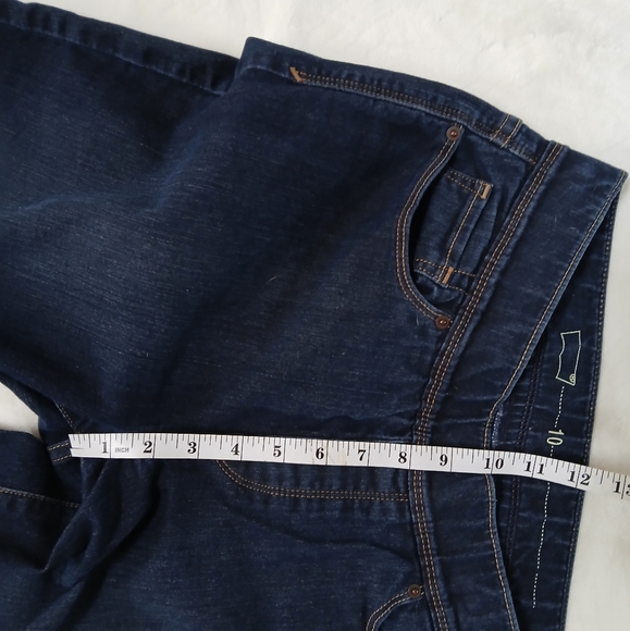 Levi's jeans Womans Elastic waist Straight leg Dark Blue wash pull on size 10 - Picture 7 of 13
